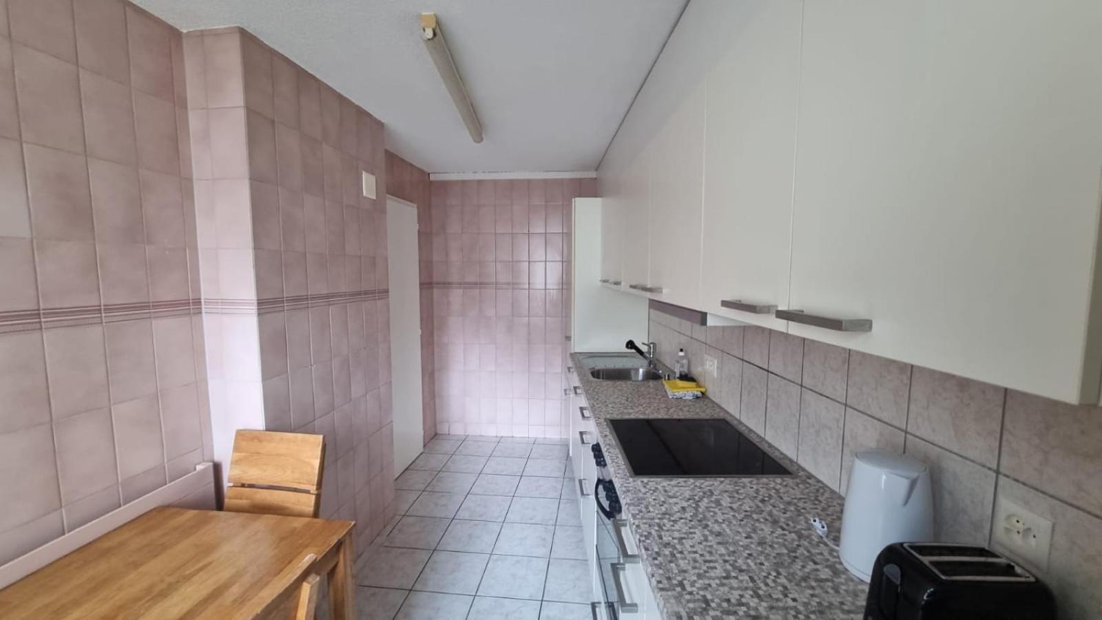 Cosy Studio 5 Mins Walking From Interlaken West Apartment Bagian luar foto